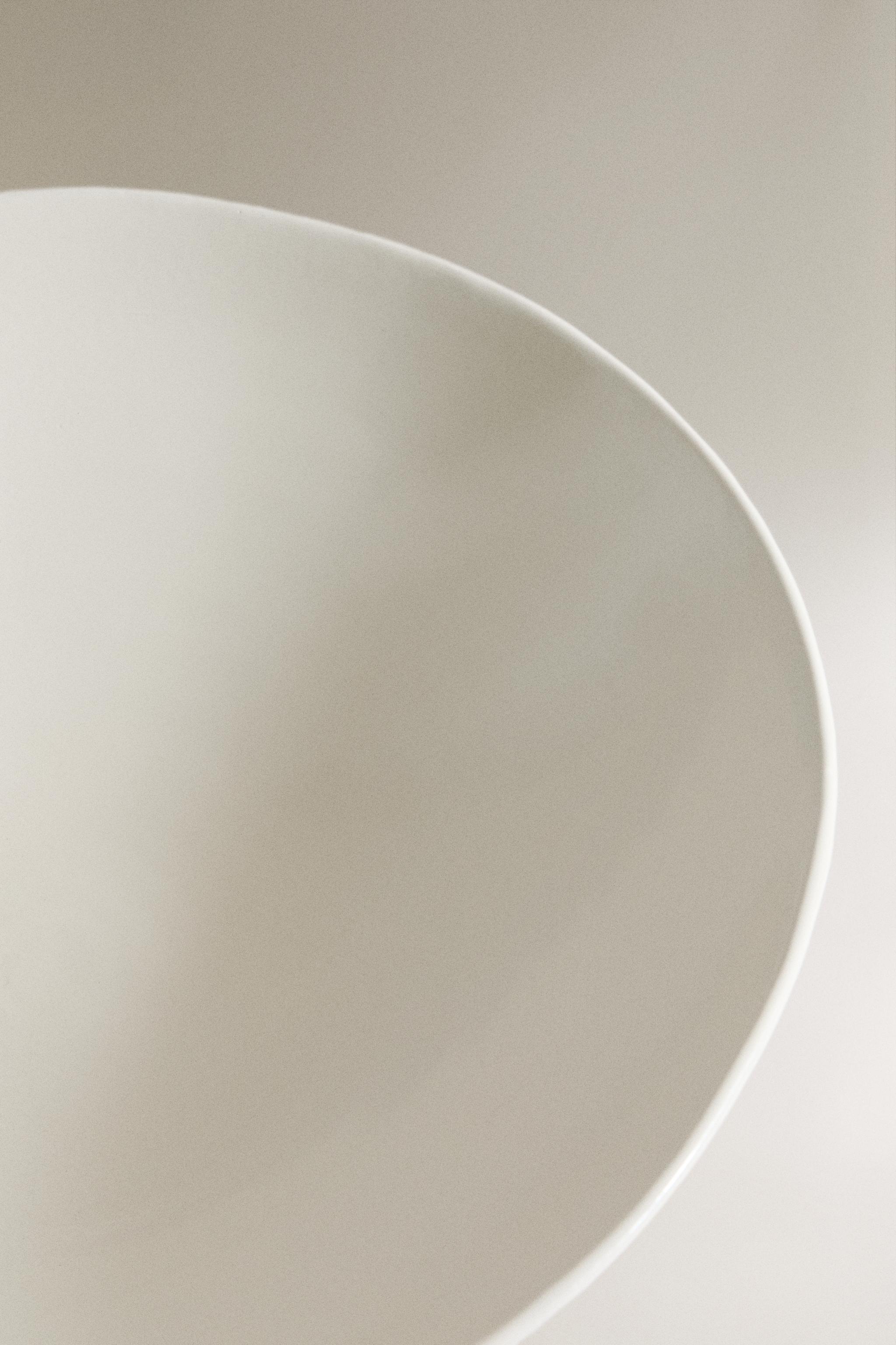 PLAIN STONEWARE SERVING DISH
